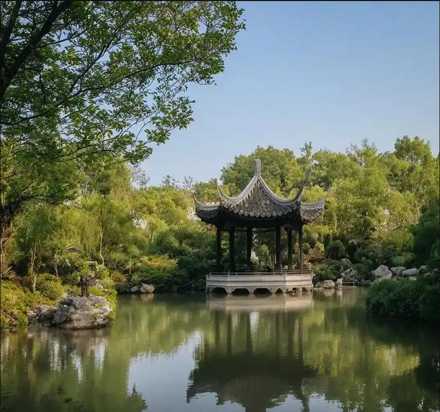 万秀区怀蝶餐饮有限公司